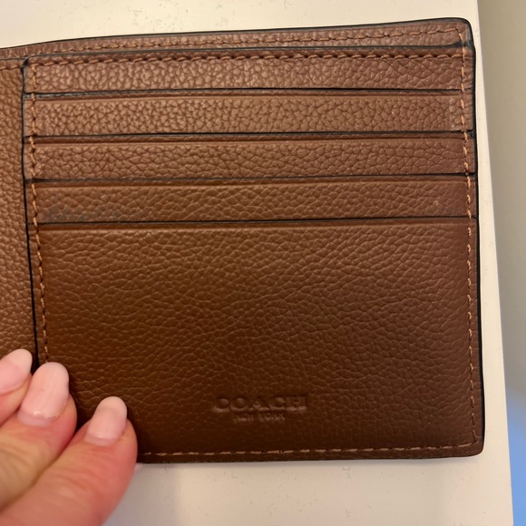 Coach Men’s Wallet - Picture 5 of 6